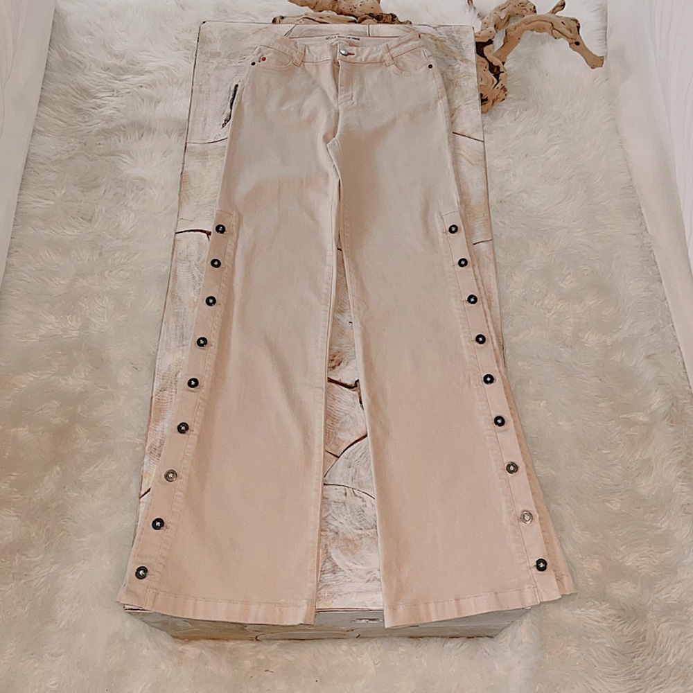 PEACE, LOVE, WORLD KHAKI FLARED PANTS 💛✨